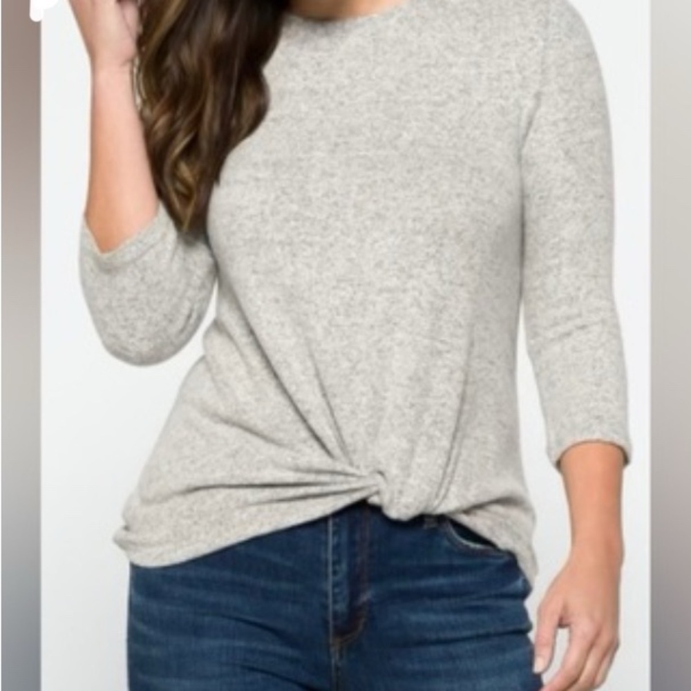 Market & Spruce Light Gray 3/4 Sleeve Top